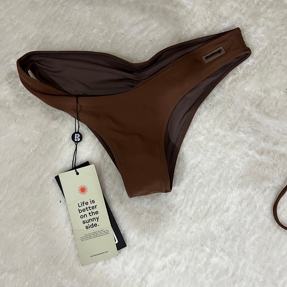 NWT blackbough bottom - ruched back